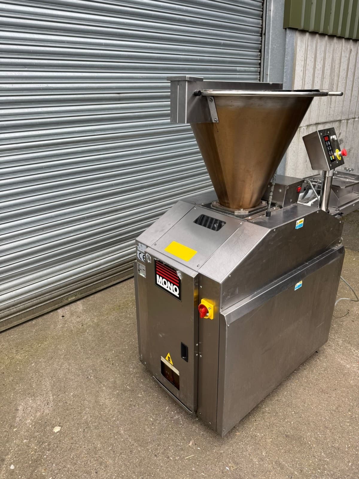 Mono Equipment Volumetric Dough Divider, Commercial Bread Divider, 250g-1000g, photo 4