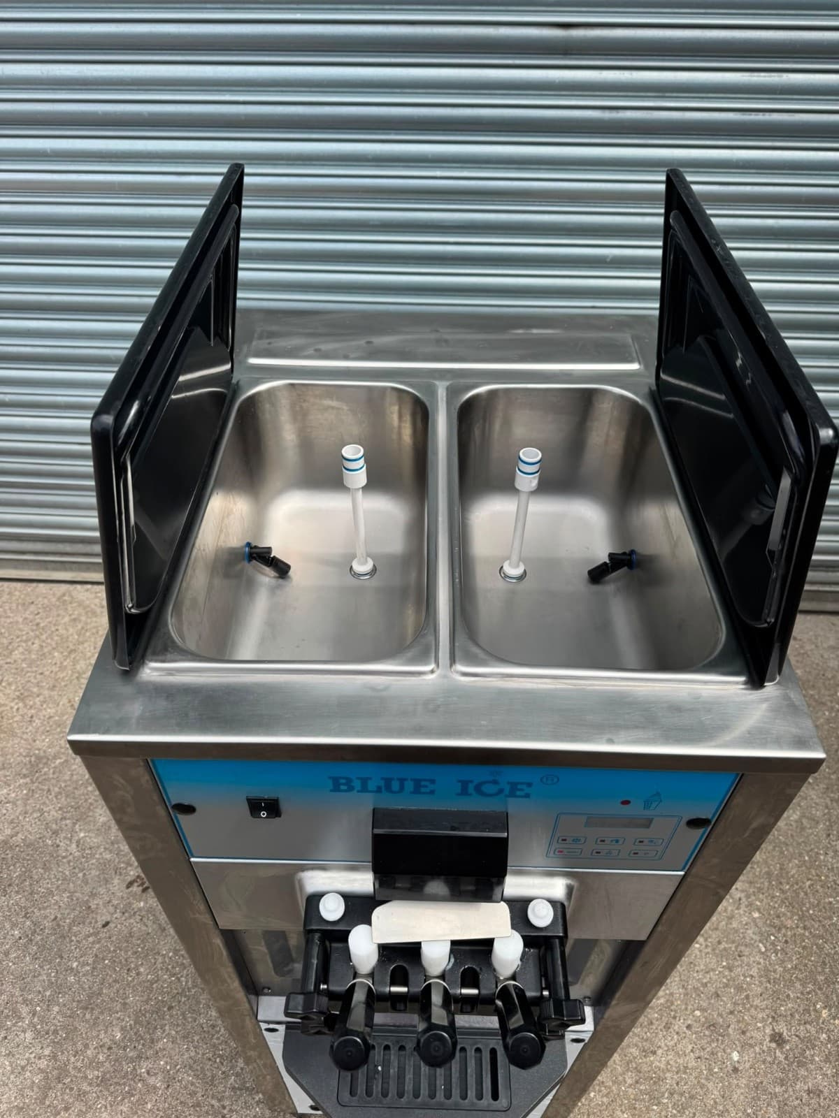 Blue Ice S30 Soft Serve Ice Cream Machine Twin Twist Floor Standing 13A Plug, photo 5