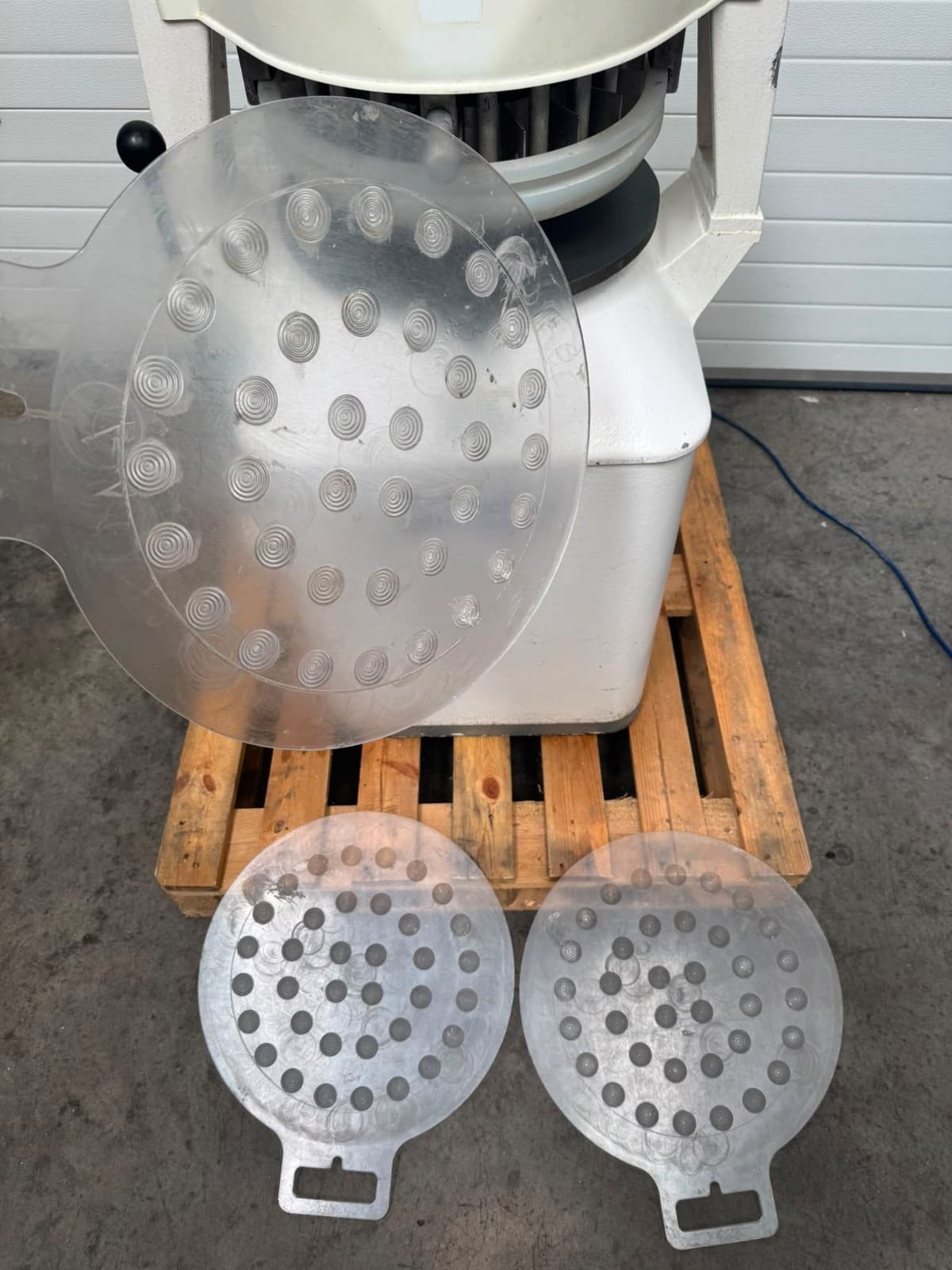 Dutchess Model JN 36 Part Dough Divider Moulder Semi Auto Bun Roll Bakery  BDM, photo 5
