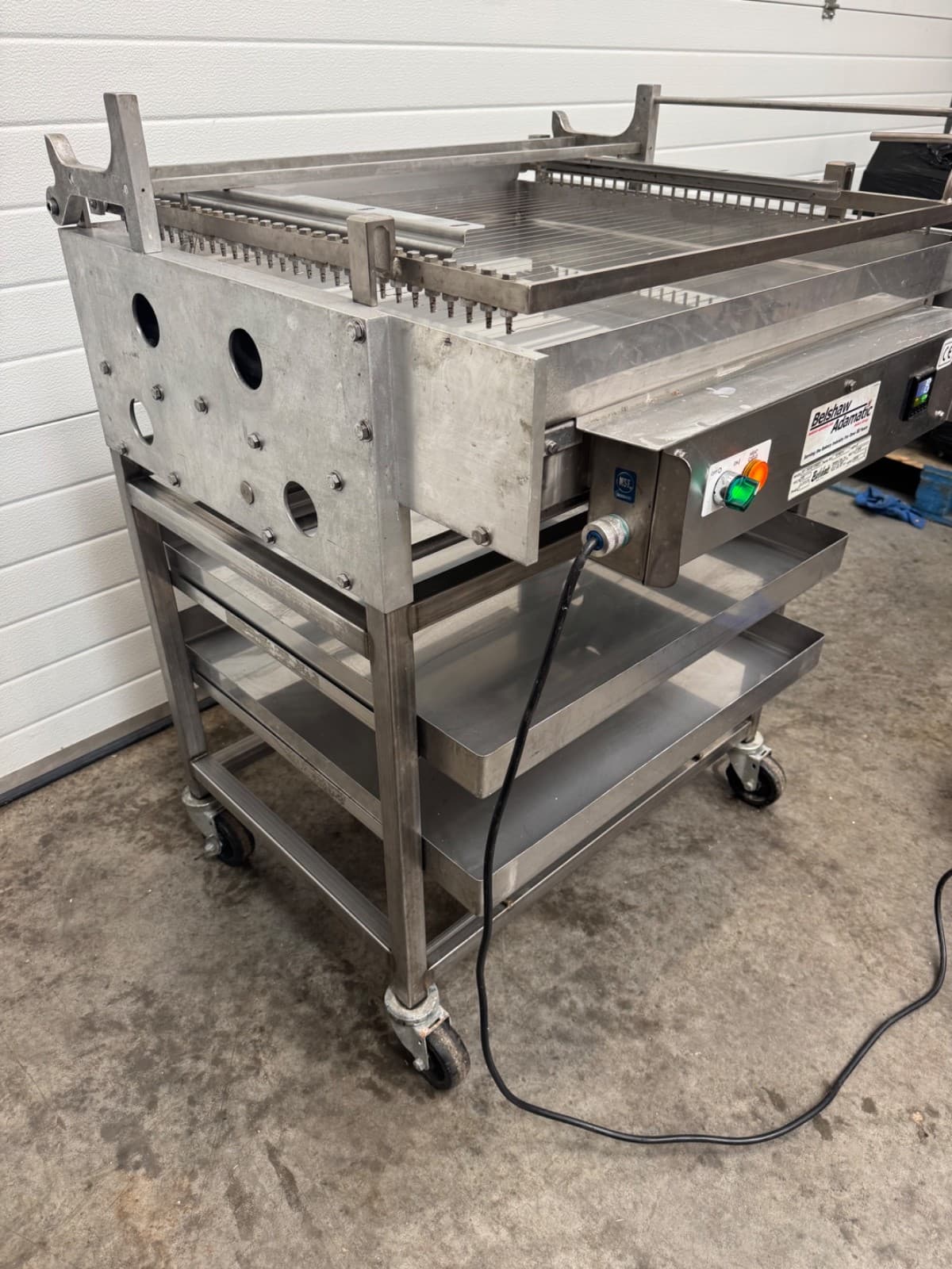 Belshaw HI24F Doughnut Icer Commercial Bakery Donut Icing Machine Heated Pan, photo 2