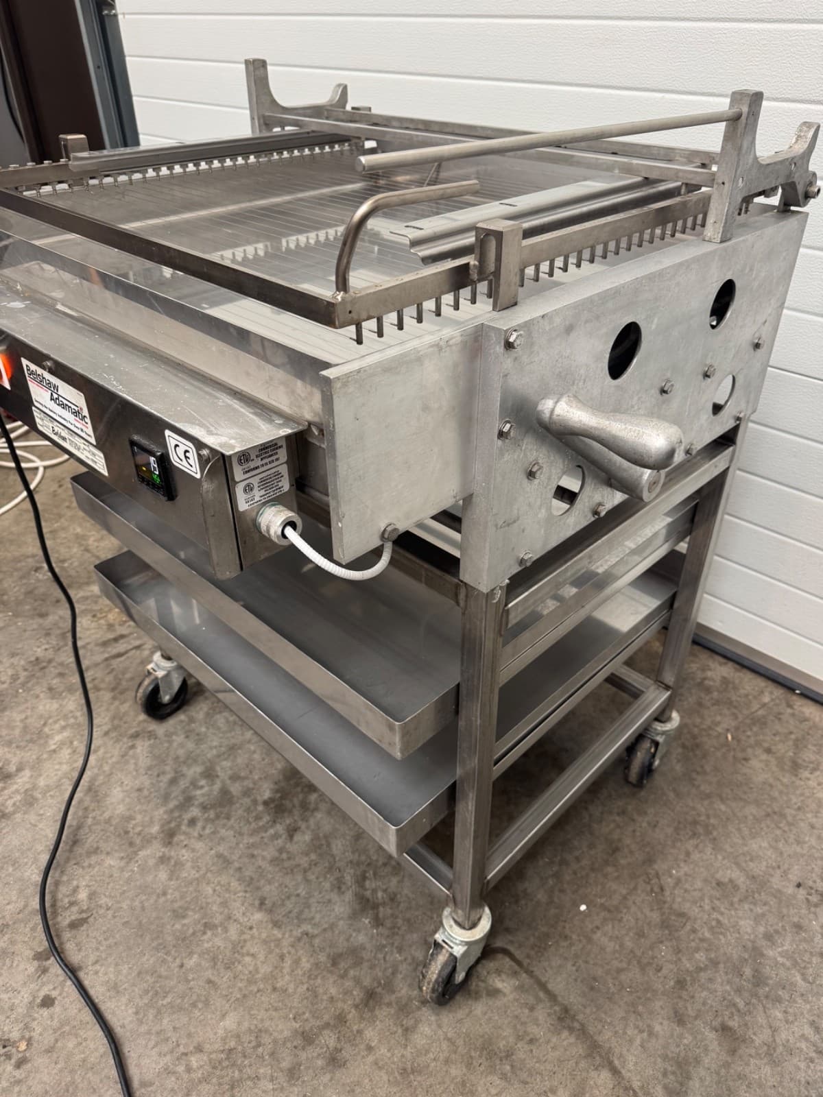 Belshaw HI24F Doughnut Icer Commercial Bakery Donut Icing Machine Heated Pan, photo 3