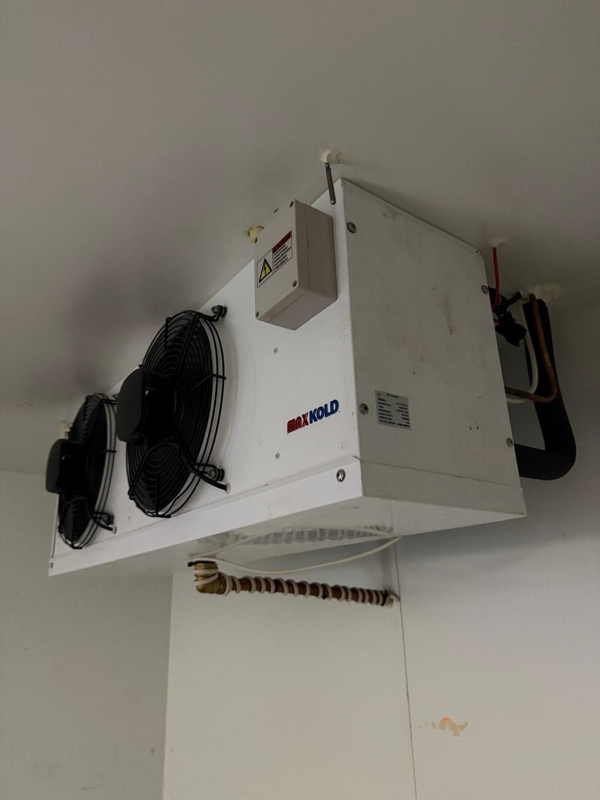 Commercial Walk-In Freezer Room 3.2 x 2.4m + MaxKold Refrigeration Package — photo 3
