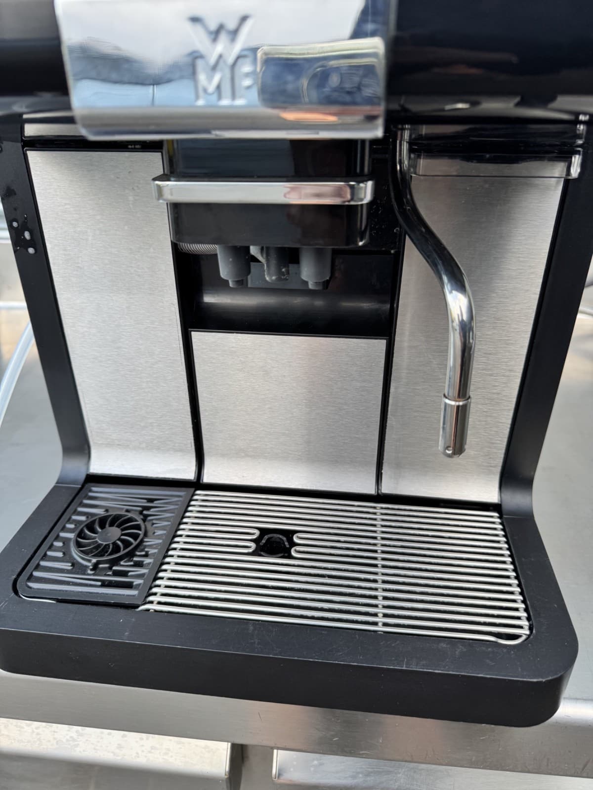 WMF 1500 S+ Latest Model Commercial Bean to Cup Coffee Machine and Milk Fridge — photo 5