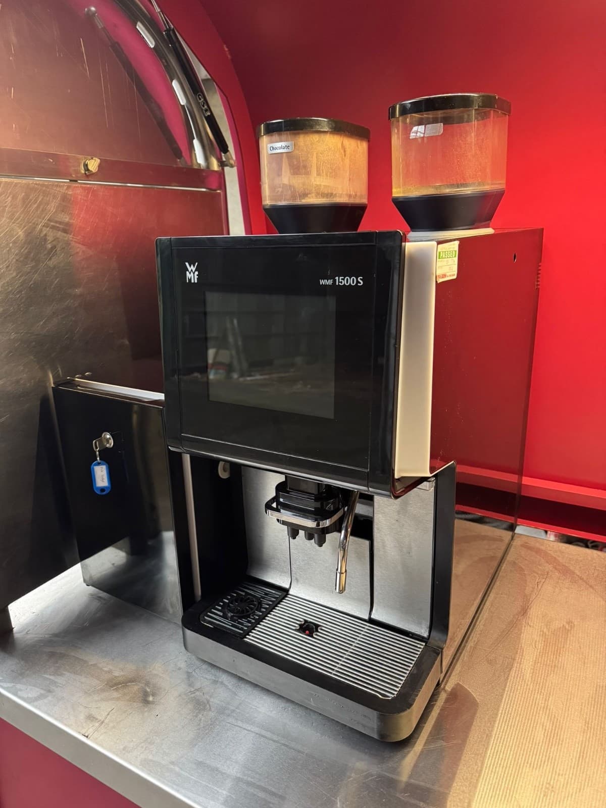 WMF 1500 S Commercial Bean to Cup Coffee Machine + Milk Fridge Fully Refurbished — photo 2